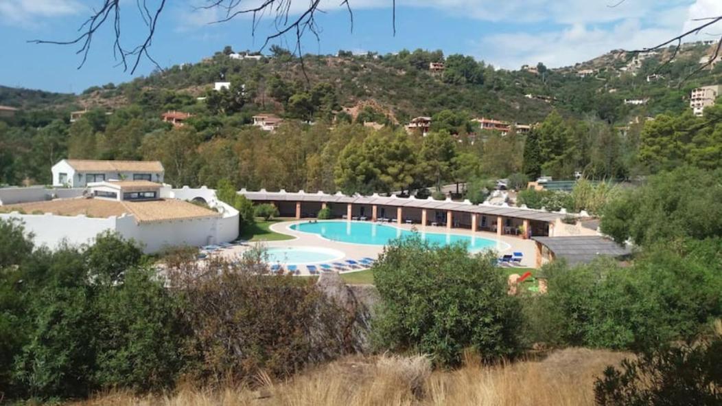 Capo Blu - Santa Margherita Di Pula Villa Exteriör bild
