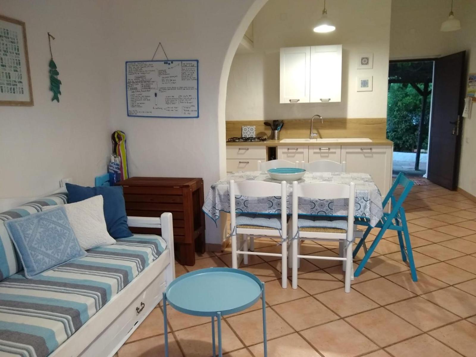 Capo Blu - Santa Margherita Di Pula Villa Exteriör bild